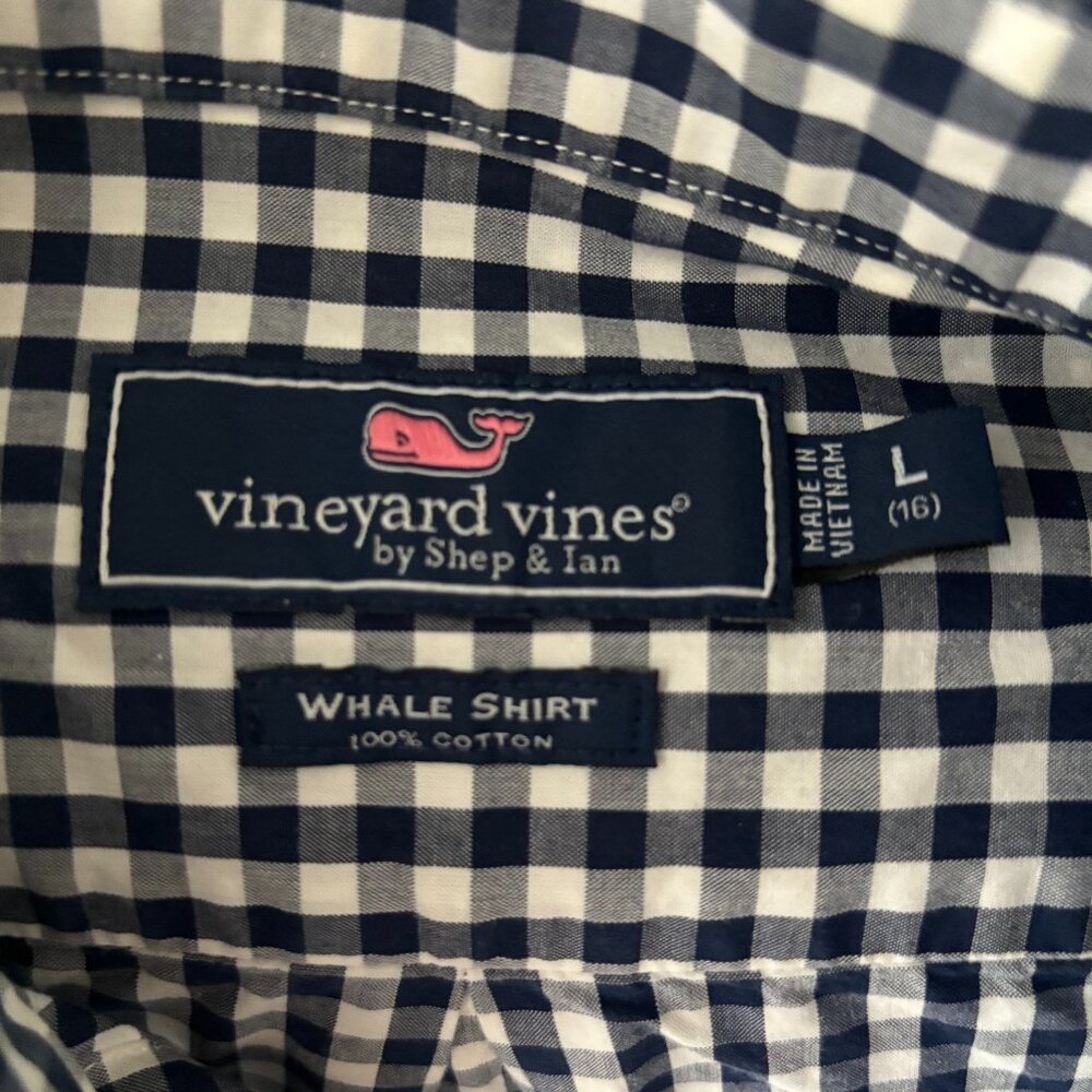 Vineyard Vines long sleeve collared dress shirt
